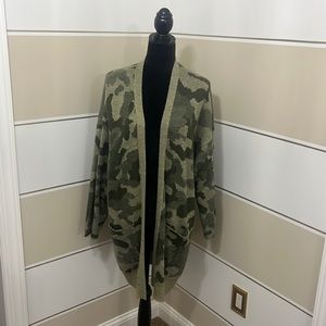 💚✨American Eagle Cardigan✨💚